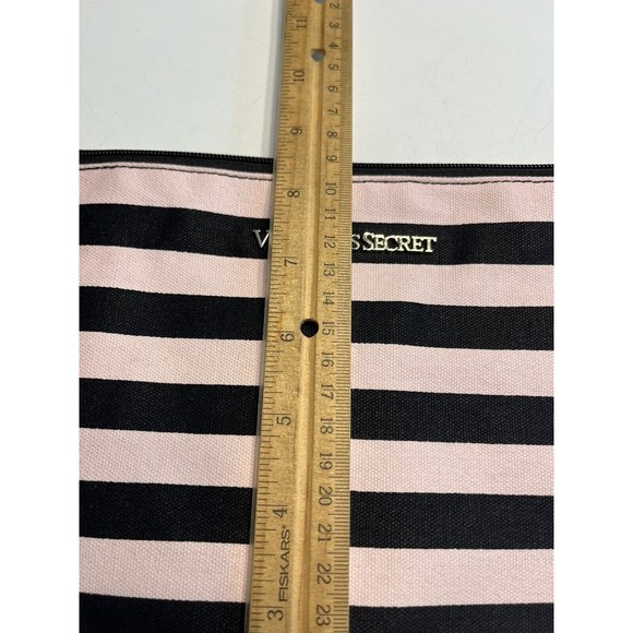 NWT - Victoria Secret Pink & Black Weekender Duffle Tote Bag w Cosmetic Bag - Picture 5 of 15